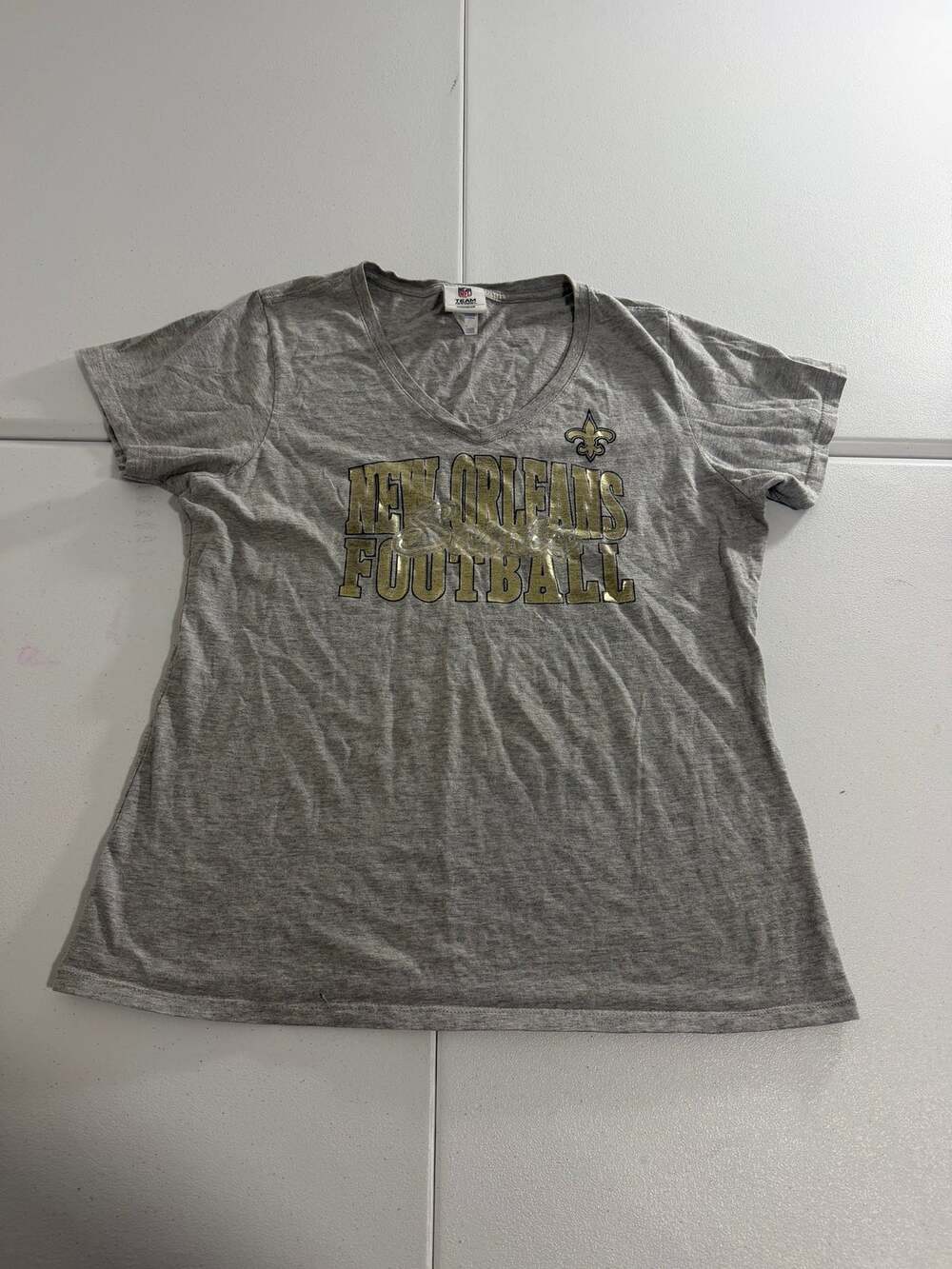 NFL Team Apparel Womens New Orleans Saints Football V-Neck Tee L Gray Gold Foil